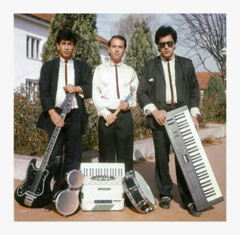 VESELI ROMI, música cigana da Ansambl Mileta Petrovića, Sérvia 1986 e 1991 - Image 3
